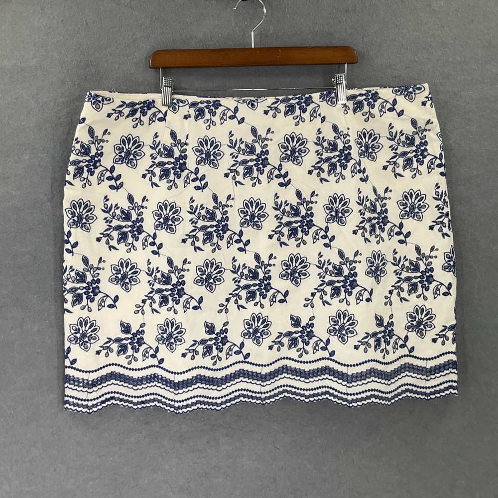 LOFT Skirt Womens Sz 22 Embroidered Floral A-Line Cream Office Church
